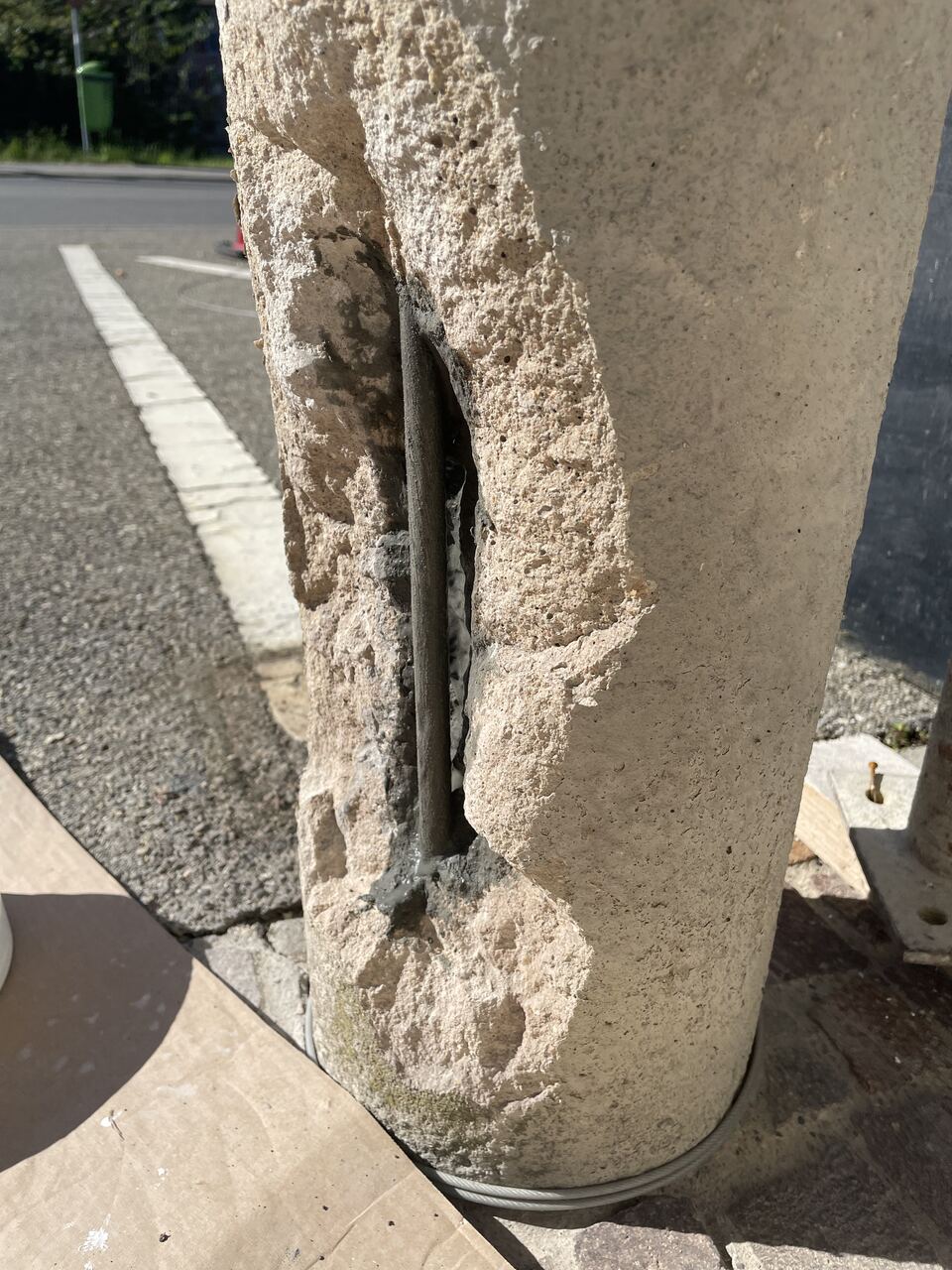 Betoninstandsetzung – Betonpfeiler vorher